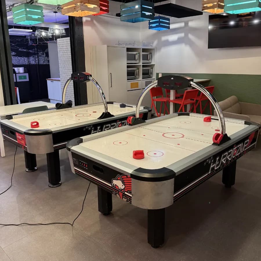 Aristid Hub – Team building